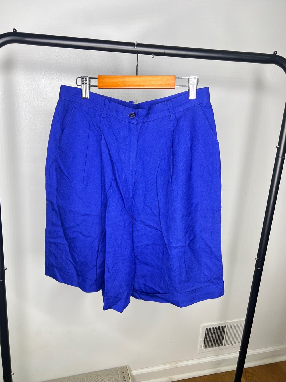 Talbots Flat Front Shorts in Royal Blue
